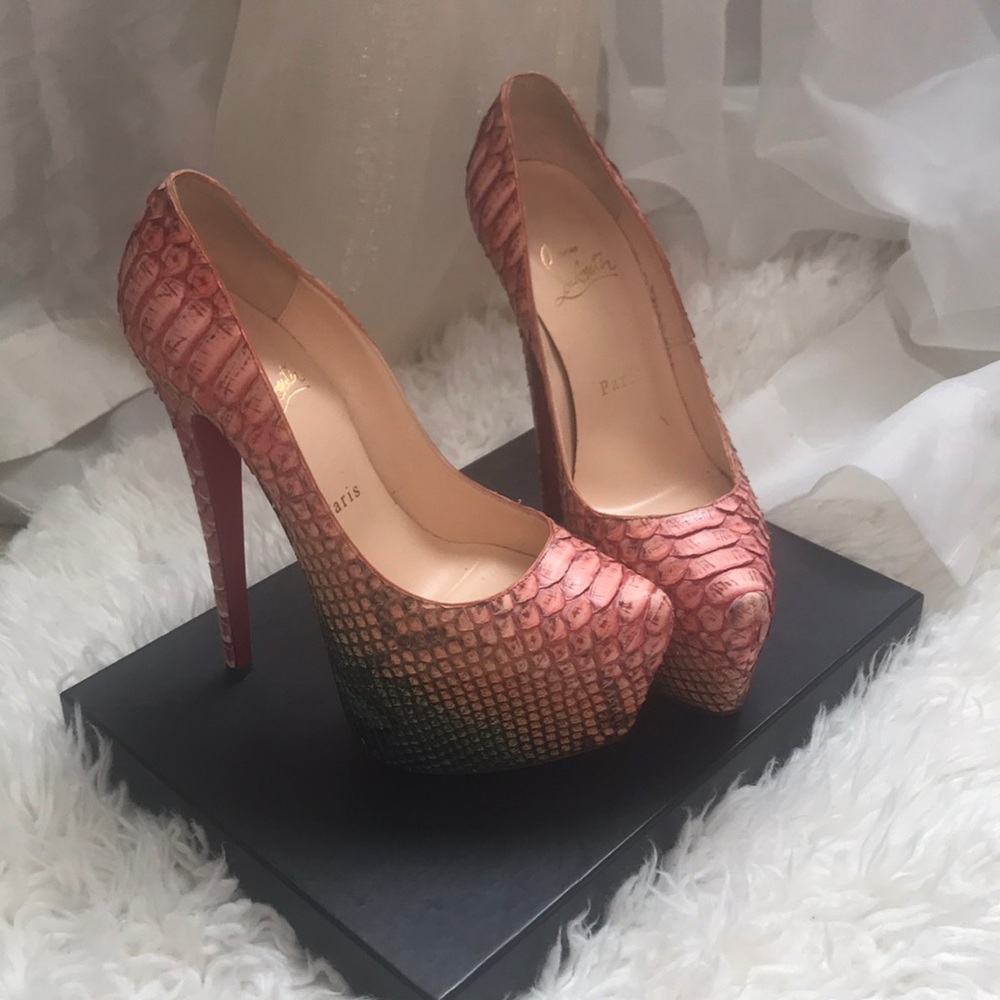 Christian Louboutin Watersnake Daffodile